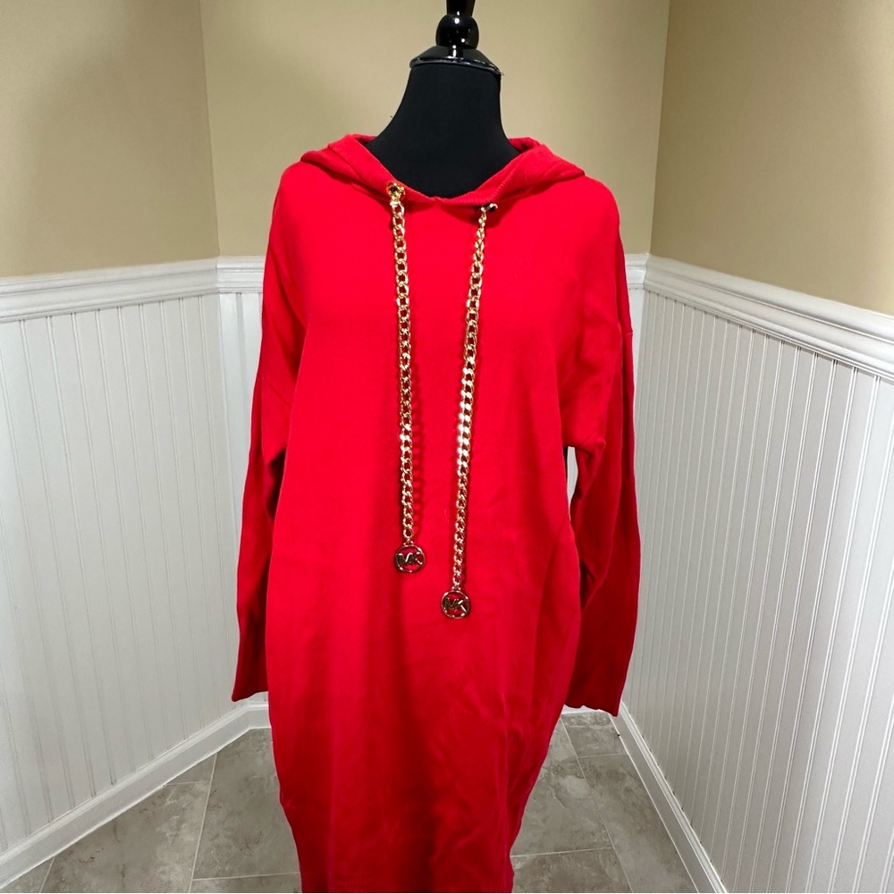 Michael Kors Red sweater dress with hood, size Large - Picture 7 of 16